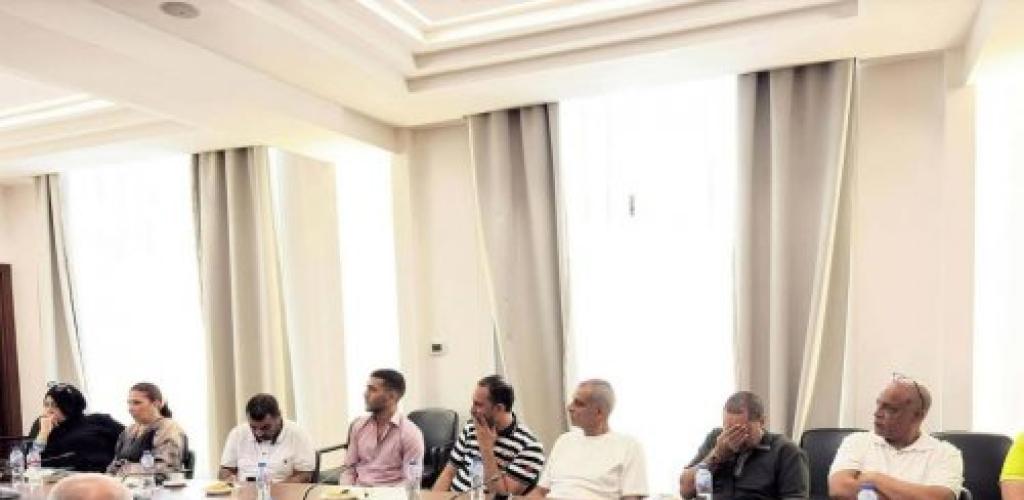 غرفة الإسكندرية تجمع المصنعين والجهات المعنية لبحث تحديات التراخيص ودعم صناعة الملابس الجاهزة