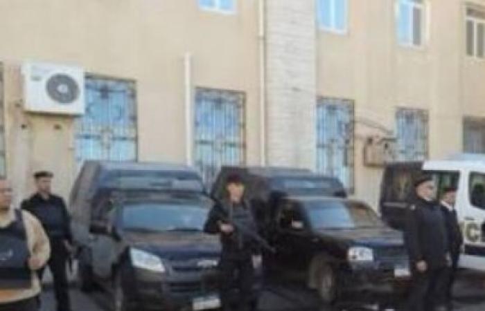 حملة أمنية بمنطقتي قلعة قايتباي وميدان المساجد بالإسكندرية