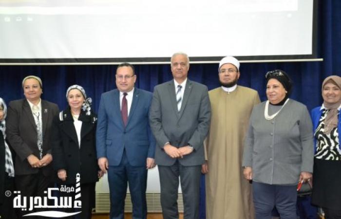 محافظ الإسكندريـــــة يشهد إحتفالية المرأة المصرية فى مئة عام