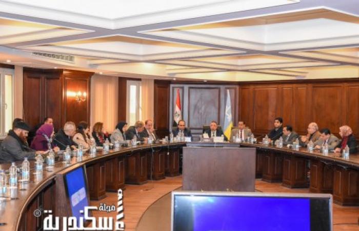 محافظ الإسكندرية يجتمع بأعضاء مجلس النواب لوضع حلول عاجلة ومستدامة لمشكلات الصرف الصحي والنظافة والعقارات المخالفة