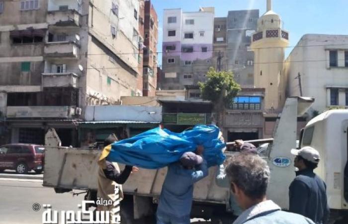 حملة مكبرة  لإزالة الإشغالات بمنطقة مينا البصل لتأكد من تطبيق الإجراءات الاحترازية
