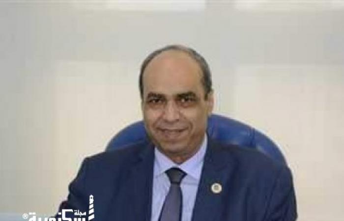 نائب رئيس الجامعة اليابانبة يتفقد لجان الامتحانات
