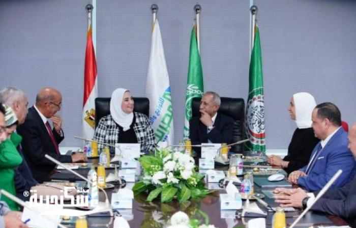 برتوكول تعاون بين الأكاديمية العربية وشركة المصريين للتوزيع والخدمات