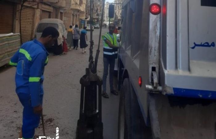حي وسط... أعمال تطهير الشنايش إستعدادا لموسم الأمطار