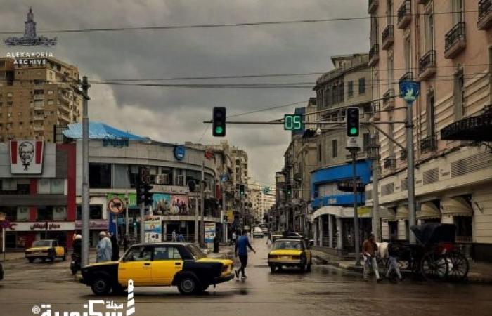 أرشيف الإسكندرية....محطة الرمل المبنيه على الطراز الأوروبي ولم تفقد رونقها الشرقي