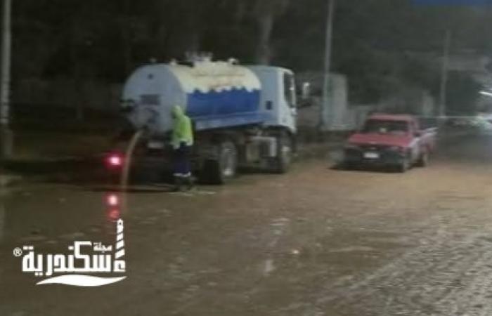 تنفيذًا لتوجيهات القيادة السياسية.. الفريق أحمد خالد يتابع ميدانيًا جهود تأمين الإسكندرية خلال "النوة"
