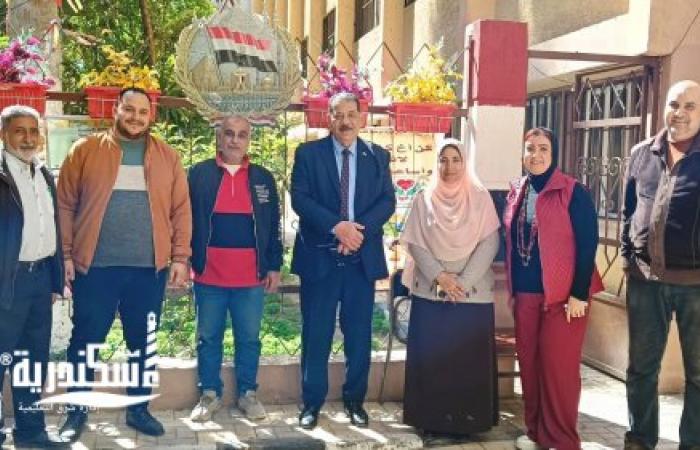 مدير شرق التعليمية يتفقد مدرسة ثروت الرسمية للغات