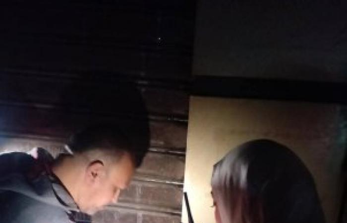 رئيس حي ثان المنتزة تقود  حملة مكثفة لمتابعة مدي الالتزام  بمواعيد  الغلق