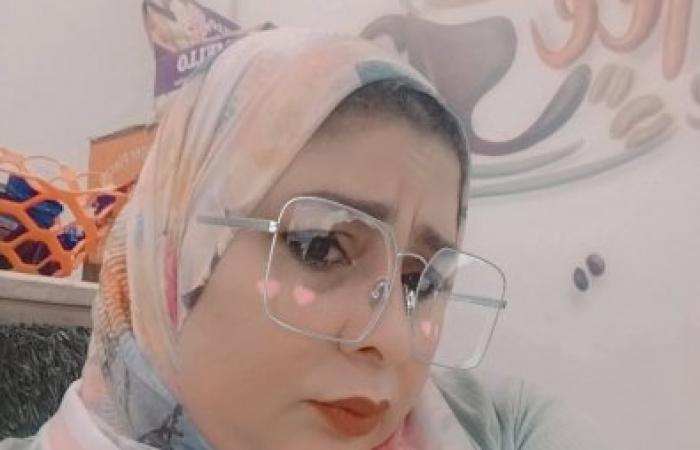 الحاضر الغائب ...حاضرا بجسده غائبا بدوره باردا في اسلوبه