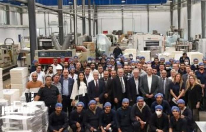 محافظ الإسكندرية ووفد "الاتحاد الأوروبي" يتفقدون المنطقة الحرة بالعامرية لتعزيز الاستثمار
