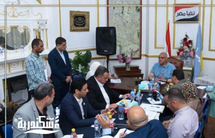 محافظ الإسكندرية يعقد لقاءً جماهيريًا لبحث شكاوى مواطني حي وسط وشرق
