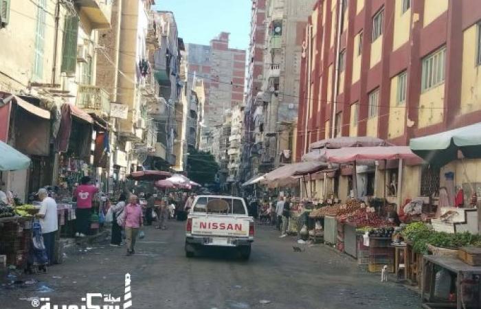 رئيسة حي شرق تقود حملة موسعة لإزالة الإشغالات وضبط الشوارع الحيوية