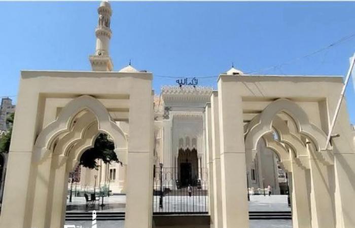مسجد سيدي أبي العباس المرسي.. تحفة معمارية وروحانية في قلب الإسكندرية